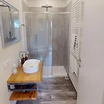 Apartmán West *