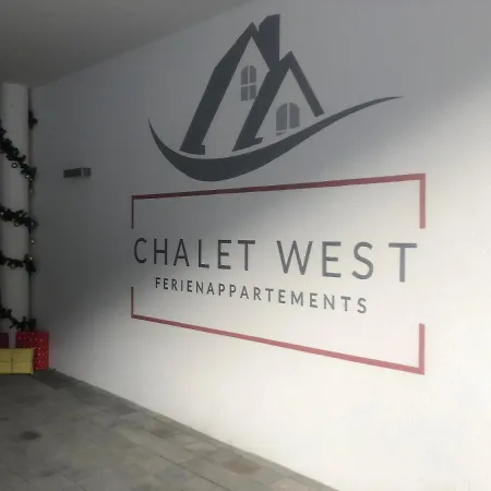 Апартаменты West *