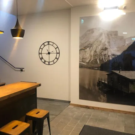 Апартаменты West *