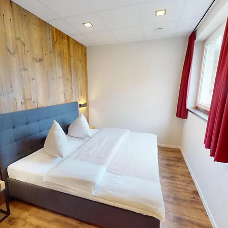 West * Силлиан