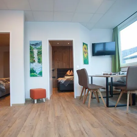 Apartmán West *