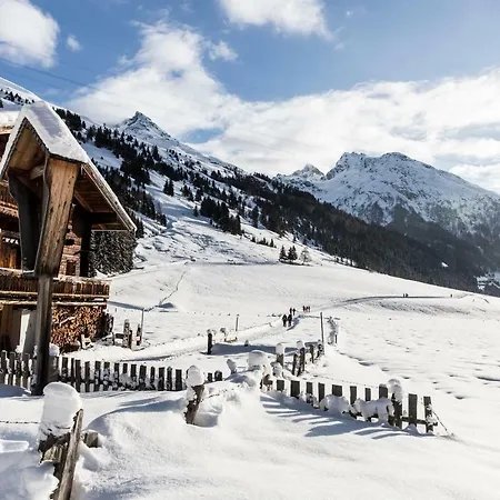 West * Силлиан